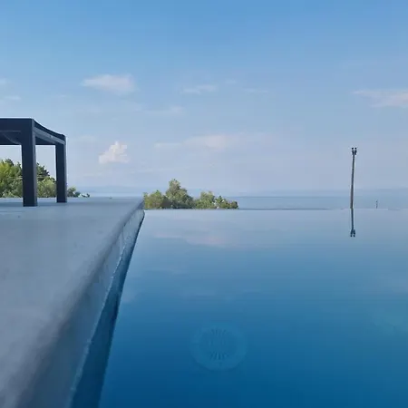 Anna Maria كريوبيجي