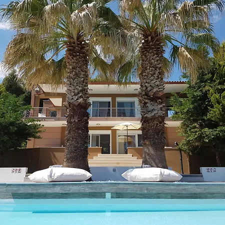 Anna Maria Villa Kriopigi